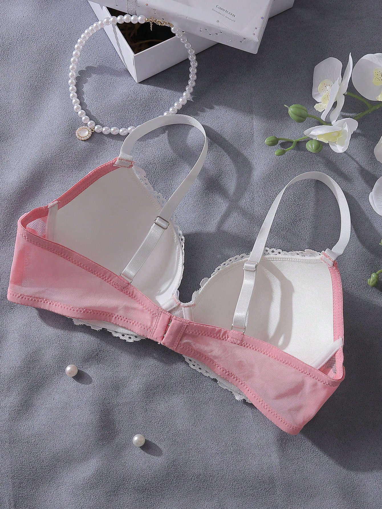 Pink and White Lace Patchwork  - Underwire Bra Padded avaliação e preço